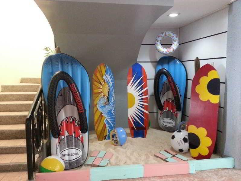 Queen\'S Beach Resort Manoc-Manoc Exterior photo